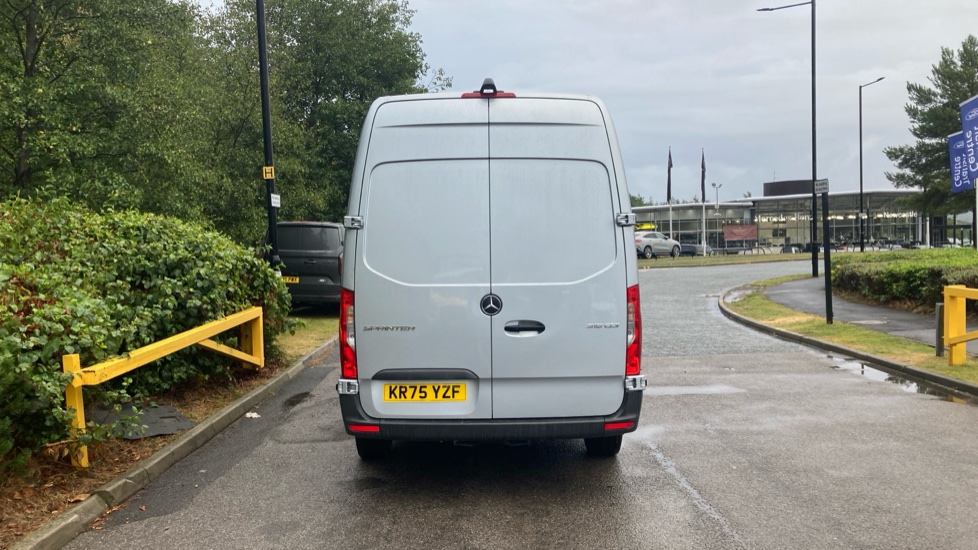 Mercedes-Benz Sprinter 315Cdi L2 Diesel Rwd 3.5t H2 Pro Van 9G-Tronic - Image 11