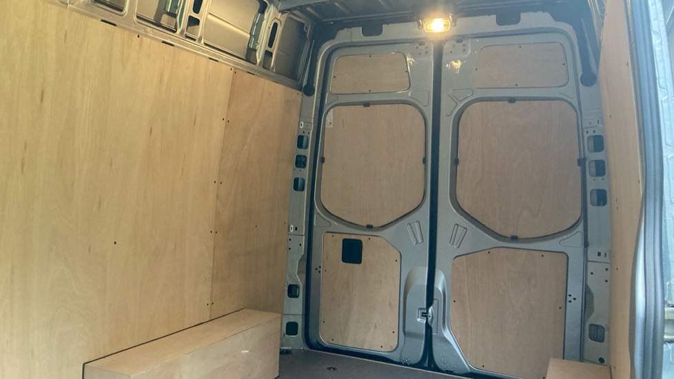 Mercedes-Benz Sprinter 315Cdi L2 Diesel Rwd 3.5t H2 Pro Van 9G-Tronic - Image 14