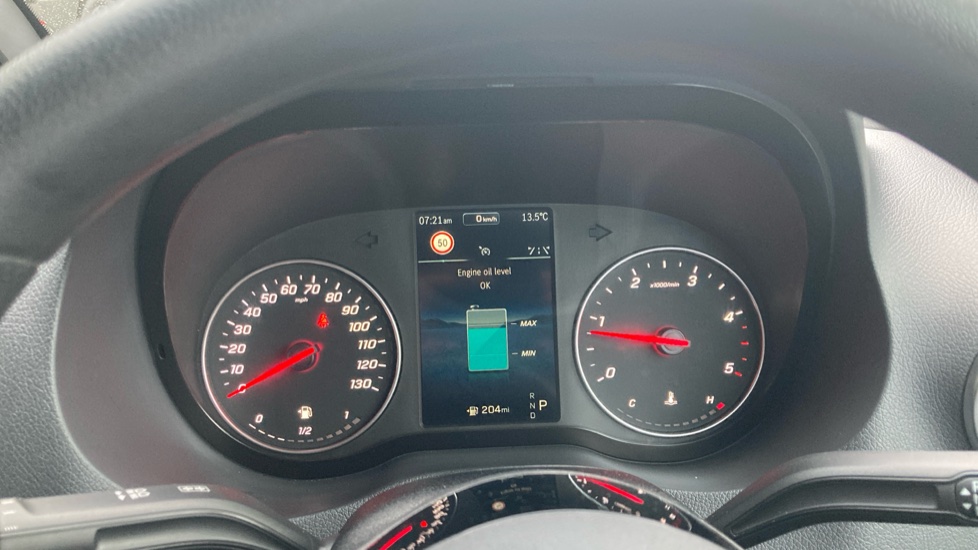 Mercedes-Benz Sprinter 315Cdi L2 Diesel Rwd 3.5t H2 Pro Van 9G-Tronic - Image 19