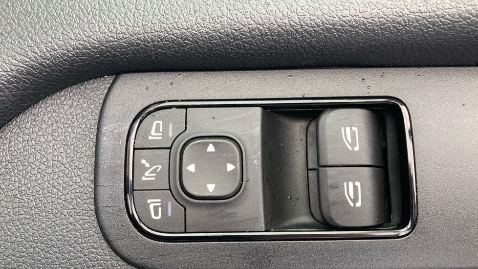 Mercedes-Benz Sprinter 315Cdi L2 Diesel Rwd 3.5t H2 Pro Van 9G-Tronic - Image 23