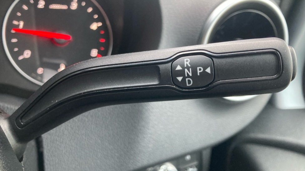 Mercedes-Benz Sprinter 315Cdi L2 Diesel Rwd 3.5t H2 Pro Van 9G-Tronic - Image 27