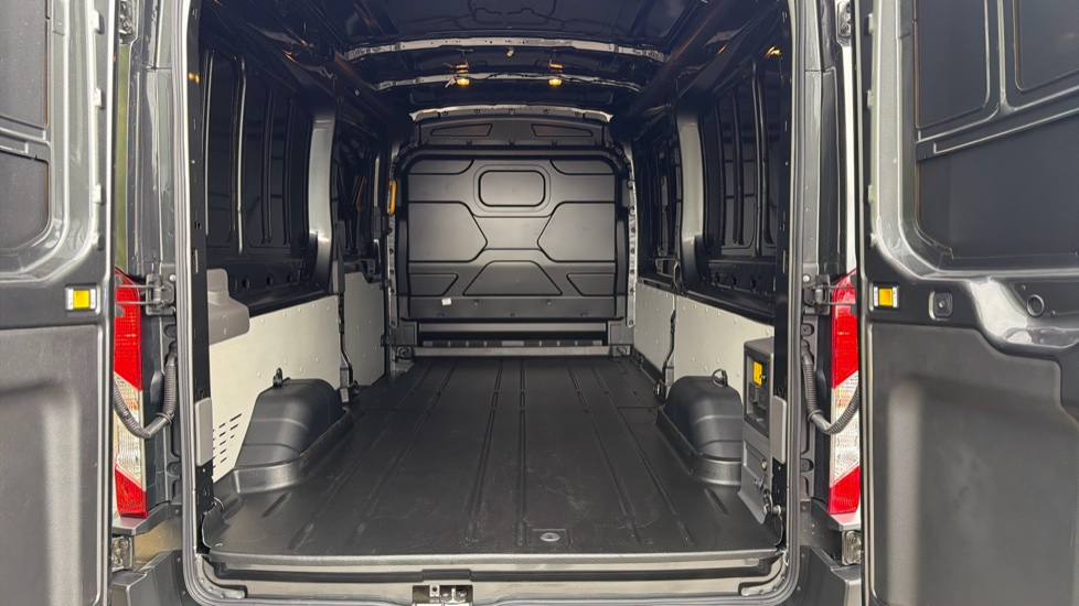 Ford Transit E-350 L3 Rwd 135kW 68kWh H2 Trend Van Auto [DAP] - Image 12