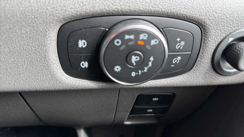 Ford Transit E-350 L3 Rwd 135kW 68kWh H2 Trend Van Auto [DAP] - Image 29