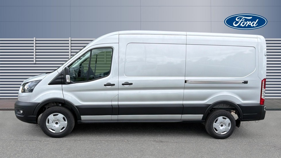 Ford Transit E-350 L3 Rwd 135kW 68kWh H2 Trend Van Auto [DAP] - Image 4