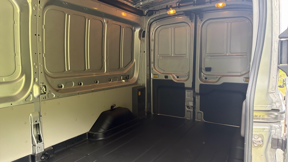Ford Transit E-350 L3 Rwd 135kW 68kWh H2 Trend Van Auto [DAP] - Image 14