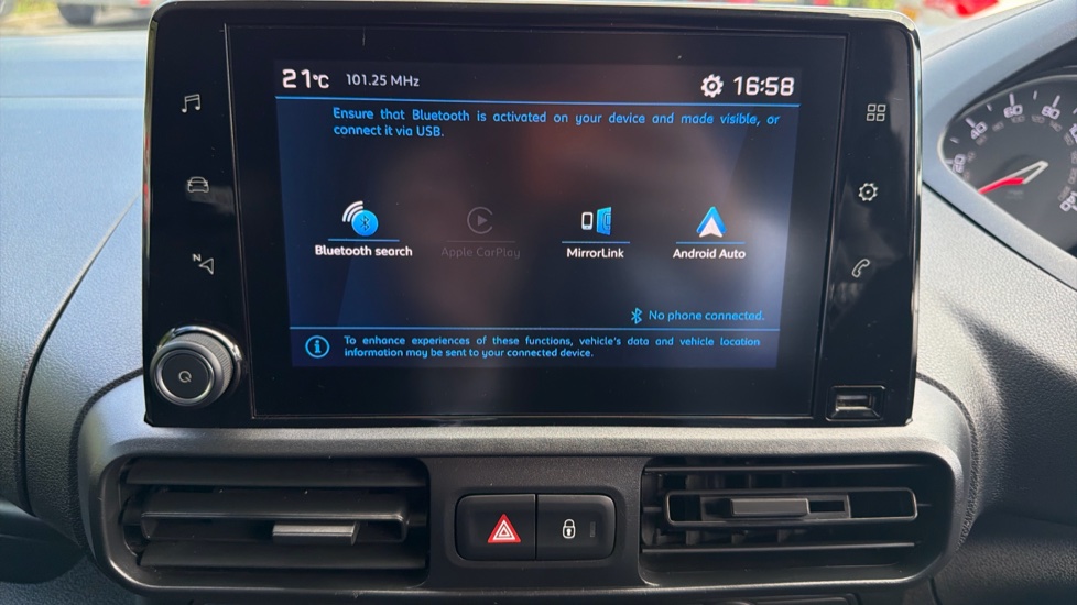 Peugeot Partner Standard Diesel 1000 1.5 BlueHDi 100 Professional Premium + Van - Image 25