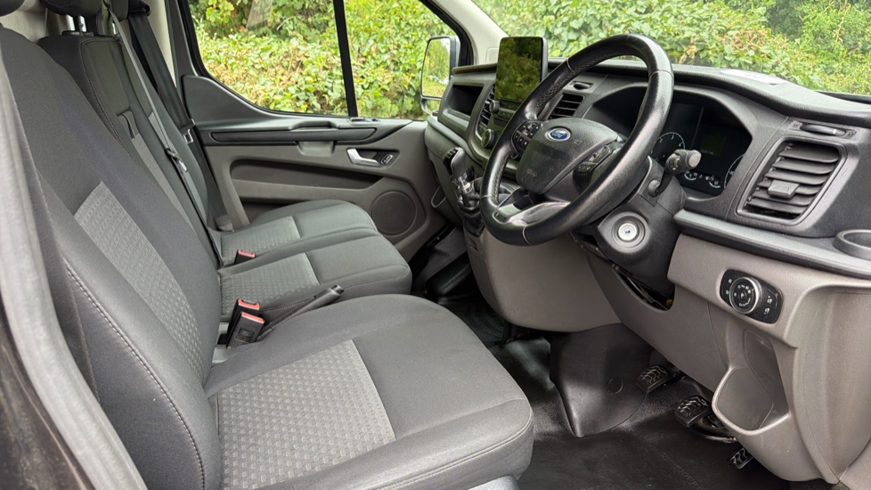 Ford Transit Custom 320 L1 Diesel Fwd 2.0 EcoBlue Hybrid 130ps High Roof Trend Van - Image 6