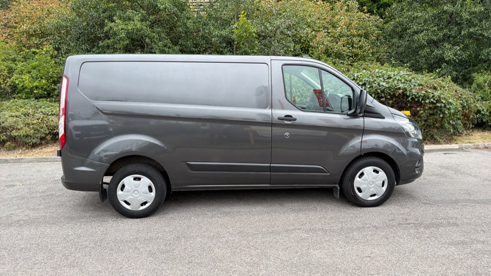 Ford Transit Custom 320 L1 Diesel Fwd 2.0 EcoBlue Hybrid 130ps High Roof Trend Van - Image 9