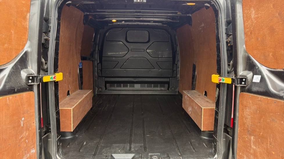 Ford Transit Custom 320 L1 Diesel Fwd 2.0 EcoBlue Hybrid 130ps High Roof Trend Van - Image 12