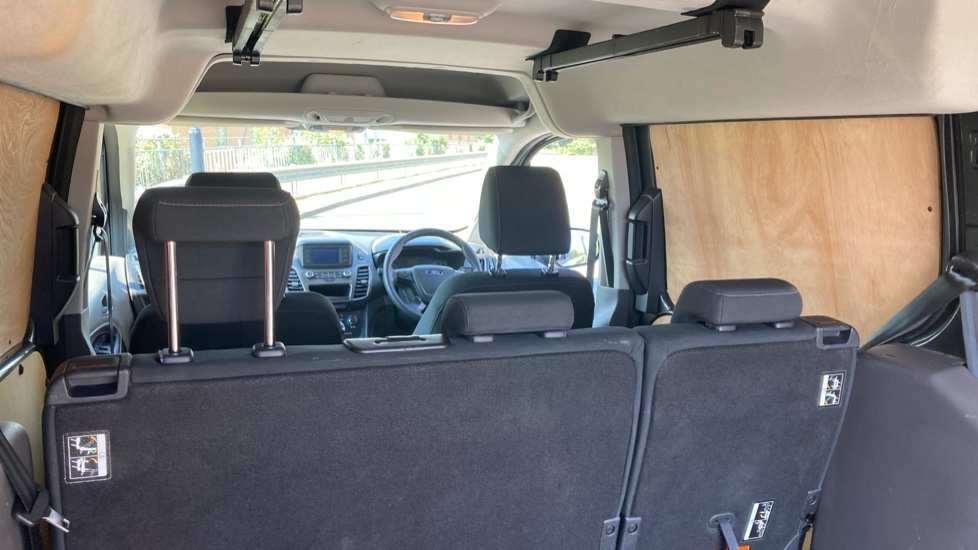 Ford Transit Connect 240 L2 Diesel 1.5 EcoBlue 100ps Trend D/Cab Van - Image 21