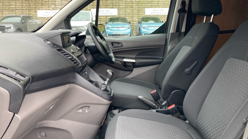 Ford Transit Connect 240 L2 Diesel 1.5 EcoBlue 100ps Trend D/Cab Van - Image 13