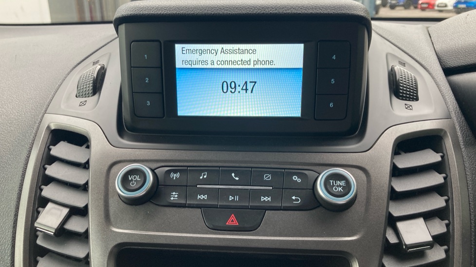 Ford Transit Connect 240 L2 Diesel 1.5 EcoBlue 100ps Trend D/Cab Van - Image 15