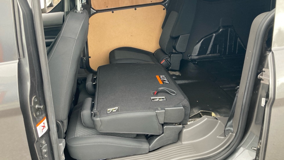 Ford Transit Connect 240 L2 Diesel 1.5 EcoBlue 100ps Trend D/Cab Van - Image 21
