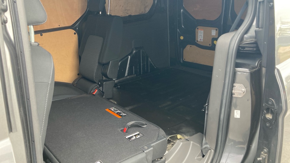 Ford Transit Connect 240 L2 Diesel 1.5 EcoBlue 100ps Trend D/Cab Van - Image 22