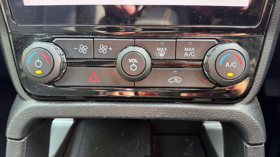 Ford Ranger Diesel Pick Up Double Cab Wildtrak 2.0 EcoBlue 205 Auto - Image 27