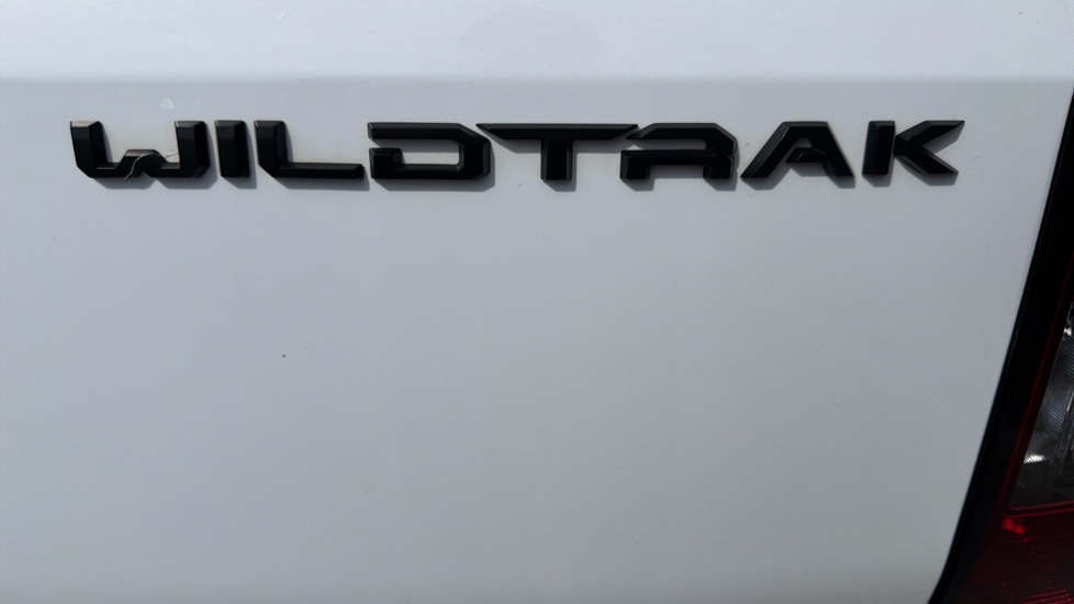 Ford Ranger Diesel Pick Up Double Cab Wildtrak 2.0 EcoBlue 205 Auto - Image 37