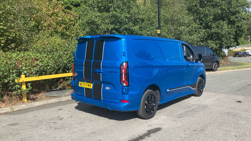 Ford Transit Custom E-320 L1 Rwd 160kW 65kWh H1 Van Sport Auto - Image 10