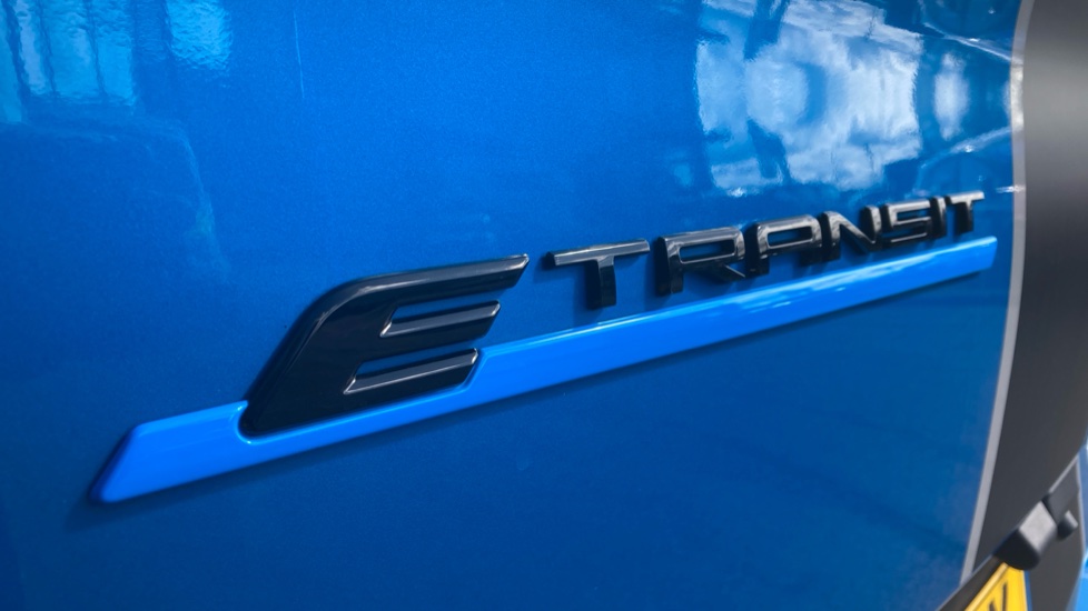 Ford Transit Custom E-320 L1 Rwd 160kW 65kWh H1 Van Sport Auto - Image 22