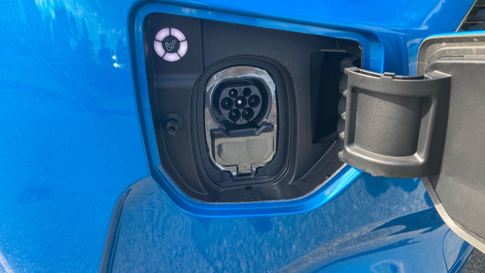 Ford Transit Custom E-320 L1 Rwd 160kW 65kWh H1 Van Sport Auto - Image 24