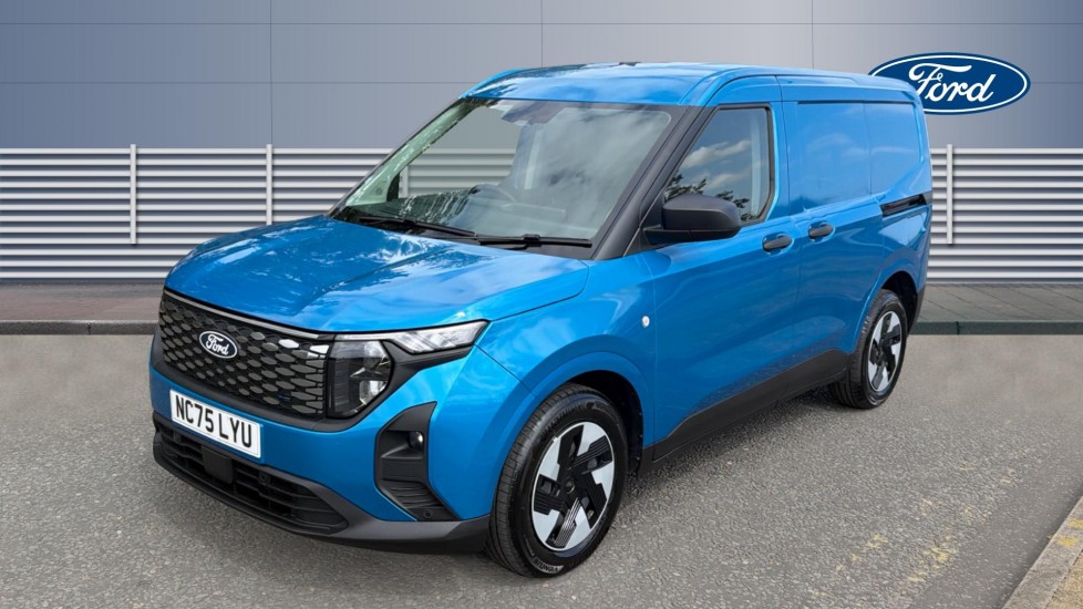 Ford Transit Courier E-Transit Courier 100kW 43kWh Trend Van Auto - Image 7