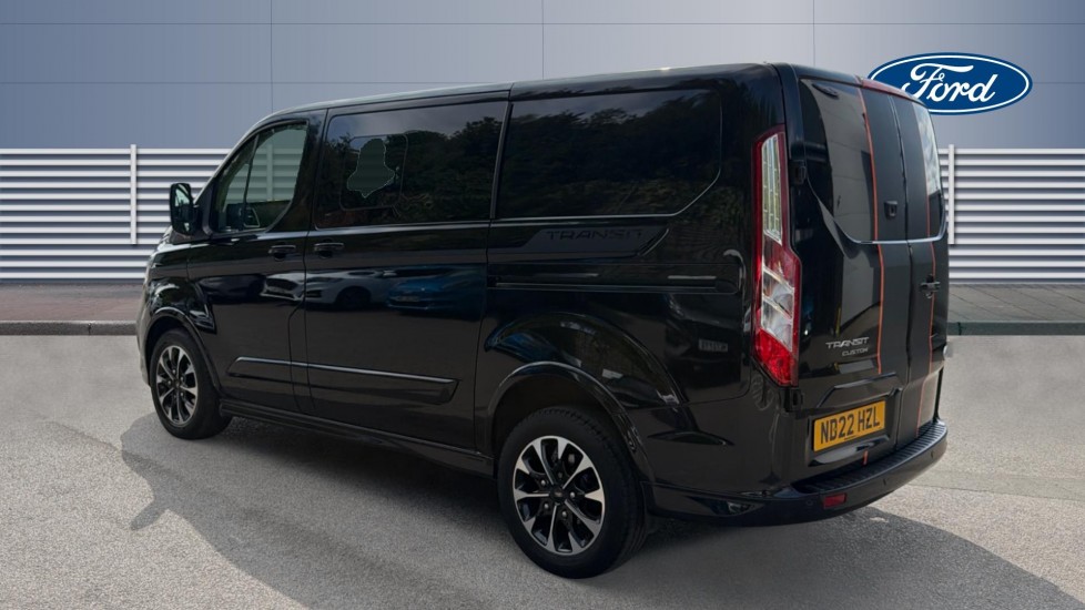 Ford Transit Custom 320 L1 Diesel Fwd 2.0 EcoBlue 170ps Low Roof D/Cab Sport Van - Image 2