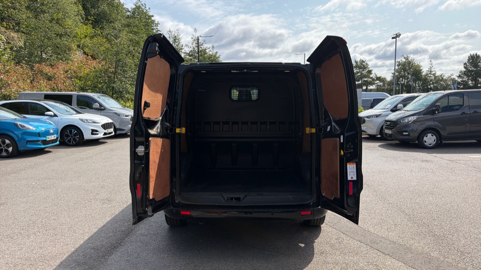Ford Transit Custom 320 L1 Diesel Fwd 2.0 EcoBlue 170ps Low Roof D/Cab Sport Van - Image 3
