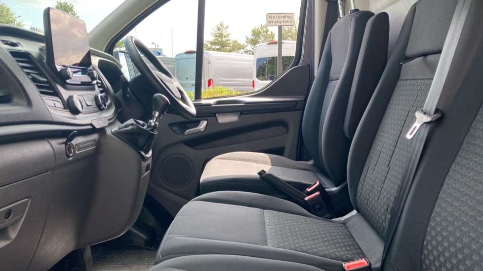 Ford Transit Custom 280 L1 Diesel Fwd 2.0 EcoBlue 130ps Low Roof Trend Van - Image 13