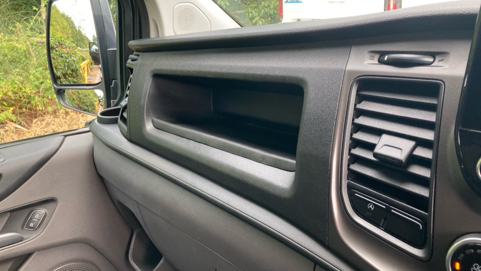 Ford Transit Custom 280 L1 Diesel Fwd 2.0 EcoBlue 130ps Low Roof Trend Van - Image 31