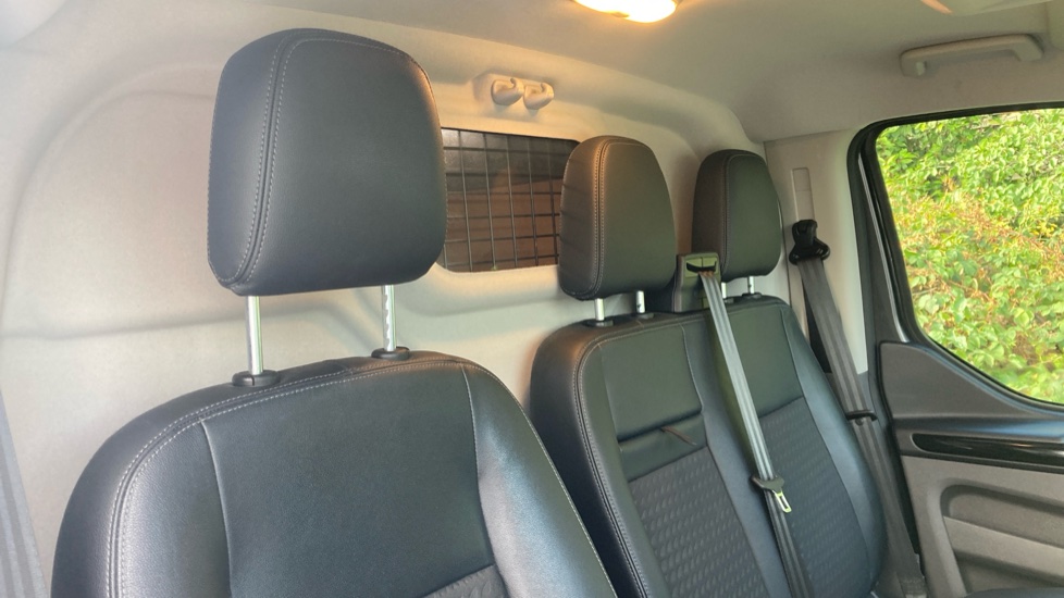 Ford Transit Custom 310 L1 Diesel Fwd 2.0 EcoBlue 170ps Low Roof Sport Van Auto - Image 32