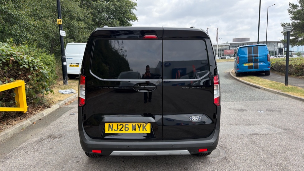 Ford Transit Courier Diesel 1.5 EcoBlue Active Van - Image 11