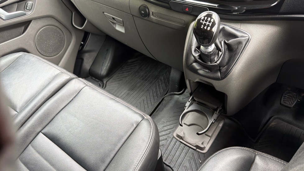 Ford Transit Custom 300 L1 Diesel Fwd 2.0 EcoBlue 130ps Low Roof Trail Van - Image 28