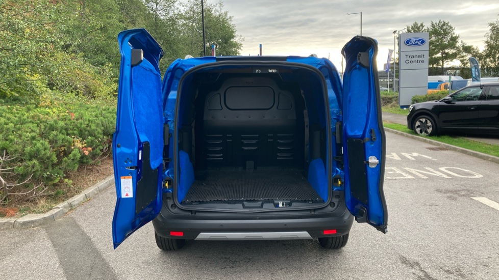 Ford Transit Courier Diesel 1.5 EcoBlue Active Van - Image 3