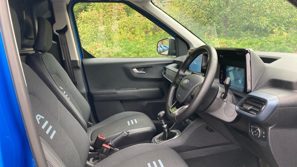 Ford Transit Courier Diesel 1.5 EcoBlue Active Van - Image 6