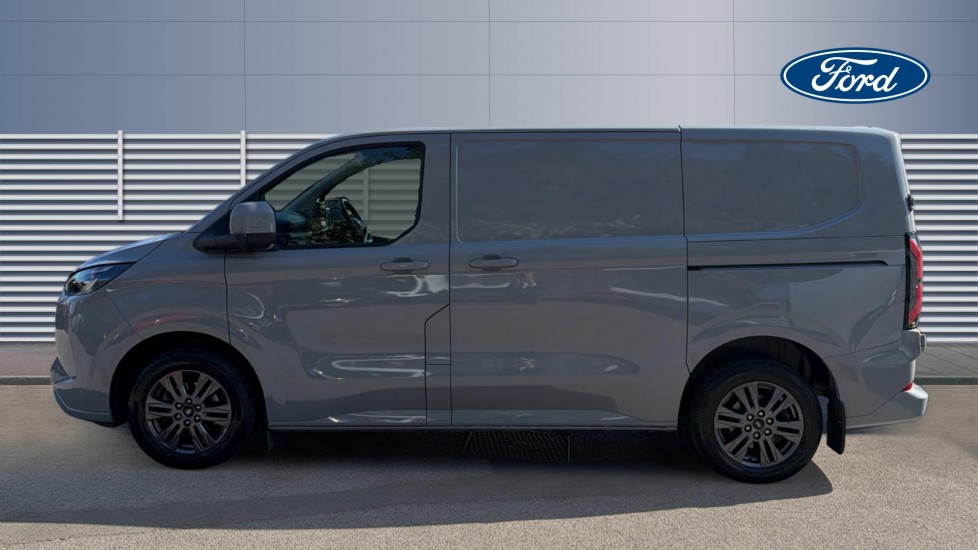 Ford Transit Custom E-320 L1 Rwd 100kW 65kWh H1 Van Limited Auto - Image 4