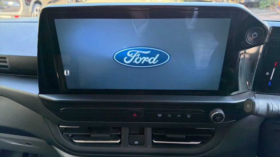 Ford Transit Custom E-320 L1 Rwd 100kW 65kWh H1 Van Limited Auto - Image 15
