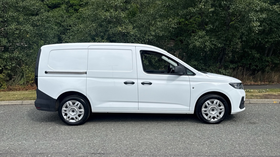 Ford Transit Connect 250 L2 Petrol 1.5 EcoBoost PHEV 150 Trend Van Auto - Image 9