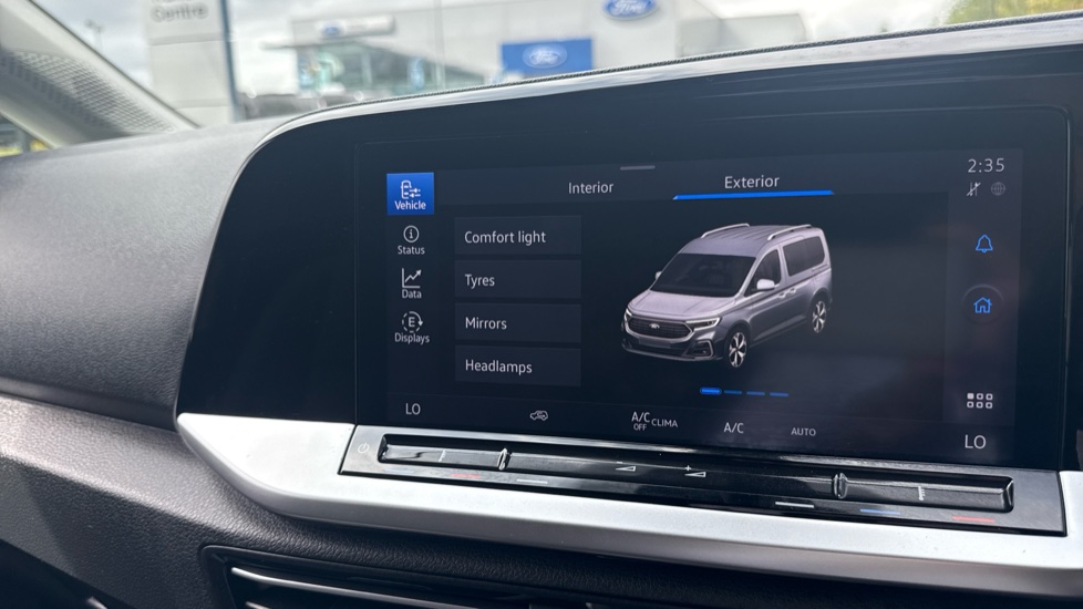 Ford Transit Connect 250 L2 Petrol 1.5 EcoBoost PHEV 150 Trend Van Auto - Image 23