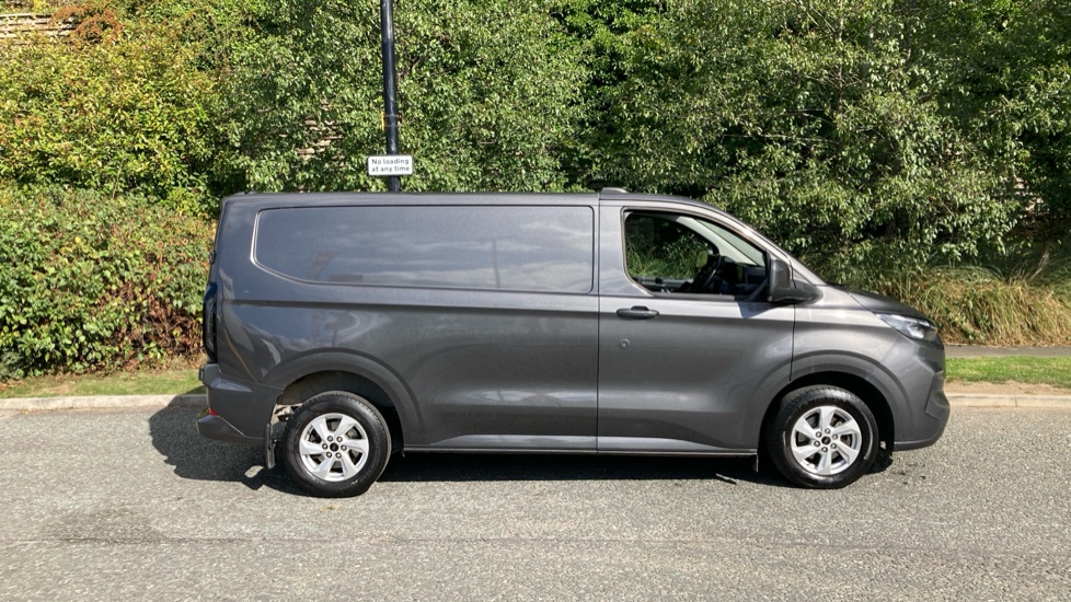 Ford Transit Custom 300 L1 Diesel Fwd 2.0 EcoBlue 136ps H1 Van Limited - Image 9