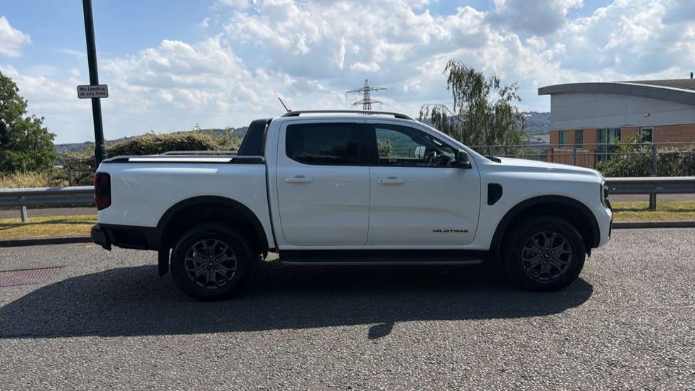 Ford Ranger Diesel Pick Up D/Cab Wildtrak 3.0 EcoBlue V6 240 Auto - Image 9