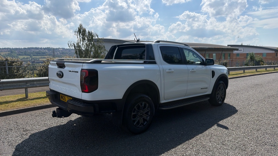 Ford Ranger Diesel Pick Up D/Cab Wildtrak 3.0 EcoBlue V6 240 Auto - Image 10