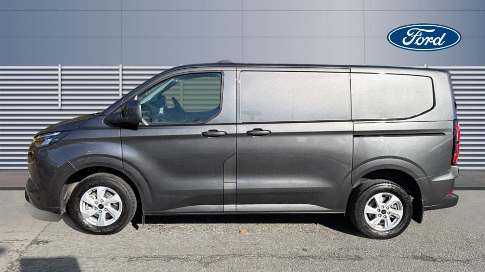 Ford Transit Custom E-320 L1 Rwd 100kW 65kWh H1 Van Limited Auto - Image 4