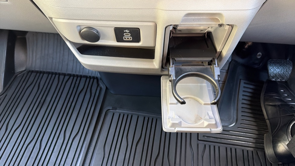 Ford Transit Custom E-320 L1 Rwd 100kW 65kWh H1 Van Limited Auto - Image 25