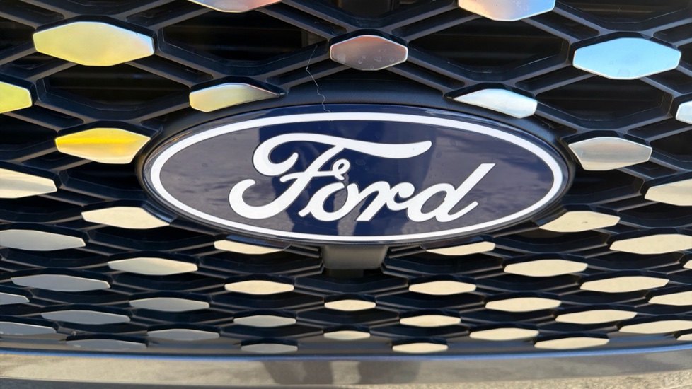 Ford Transit Custom E-320 L1 Rwd 100kW 65kWh H1 Van Limited Auto - Image 34