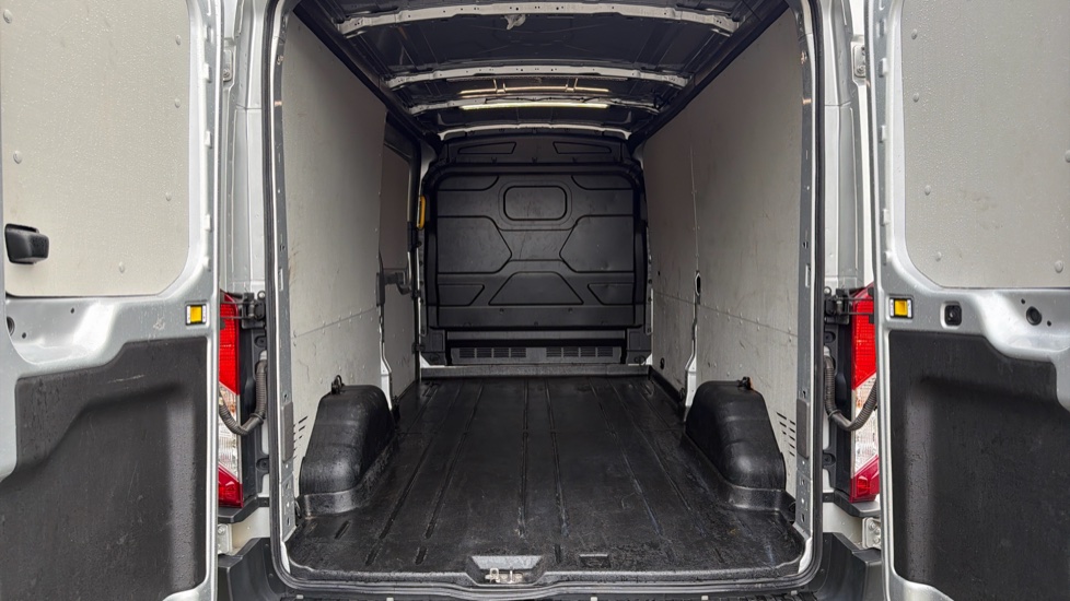 Ford Transit 350 L3 Diesel Fwd 2.0 EcoBlue 165ps H2 Limited Van Auto [Nav] - Image 12