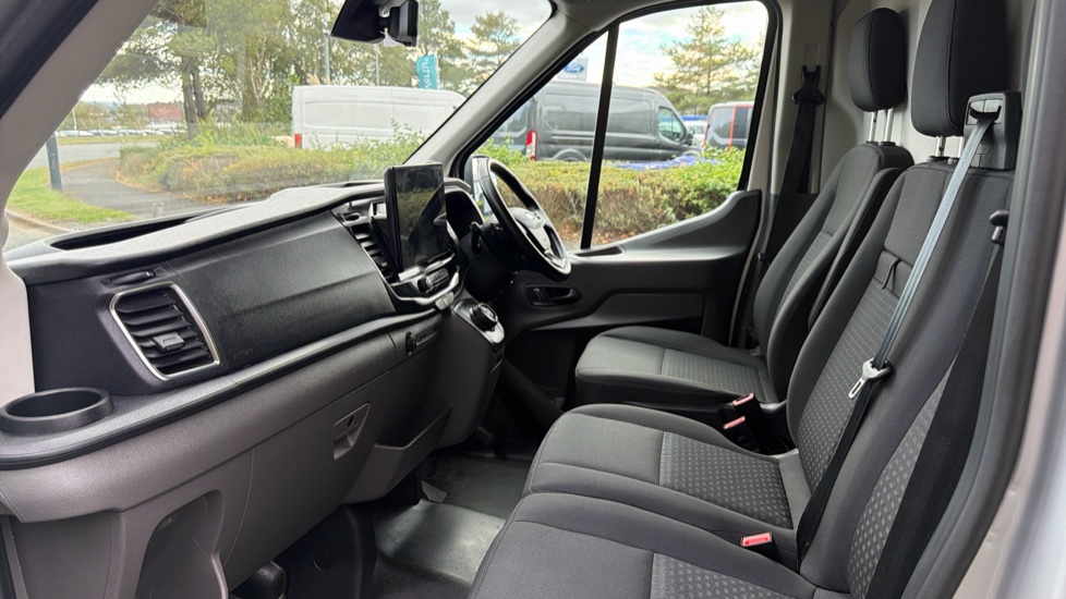 Ford Transit 350 L3 Diesel Fwd 2.0 EcoBlue 165ps H2 Limited Van Auto [Nav] - Image 13
