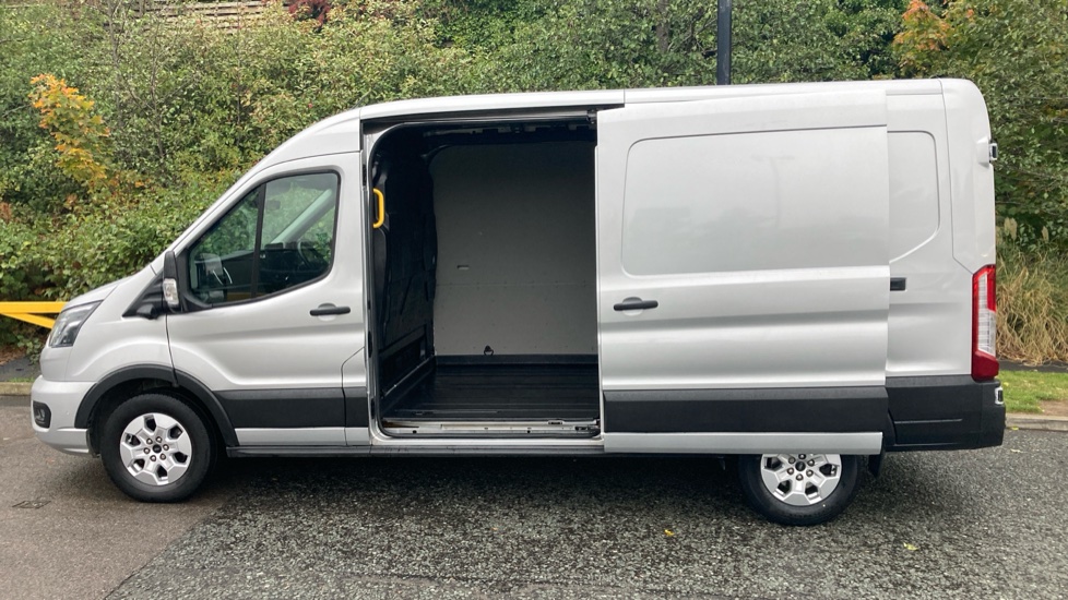 Ford Transit 350 L3 Diesel Fwd 2.0 EcoBlue 165ps H2 Limited Van Auto [Nav] - Image 30