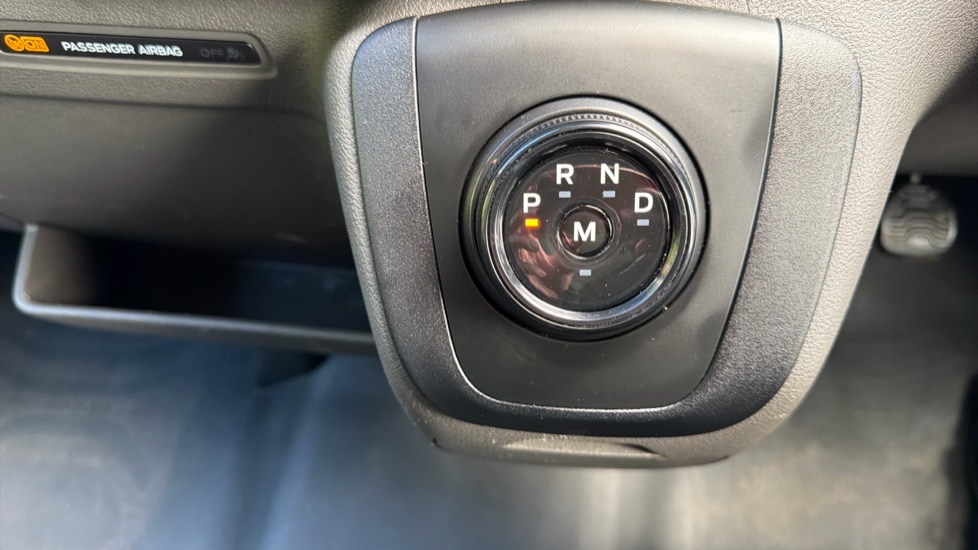 Ford Transit 350 L3 Diesel Fwd 2.0 EcoBlue 165ps H2 Limited Van Auto [Nav] - Image 28