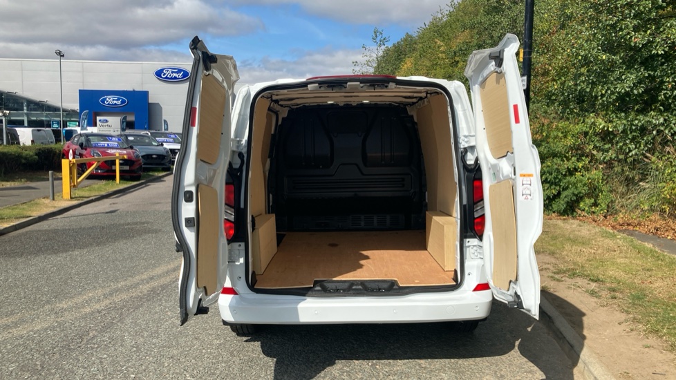 Ford Transit Custom 320 L1 Diesel Fwd 2.0 EcoBlue 136ps H1 Van Limited - Image 3