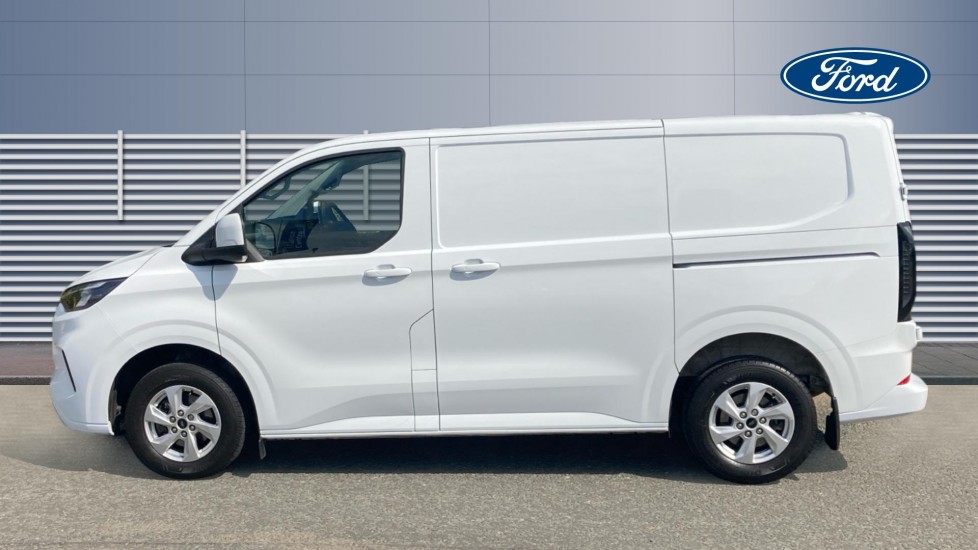 Ford Transit Custom 320 L1 Diesel Fwd 2.0 EcoBlue 136ps H1 Van Limited - Image 4