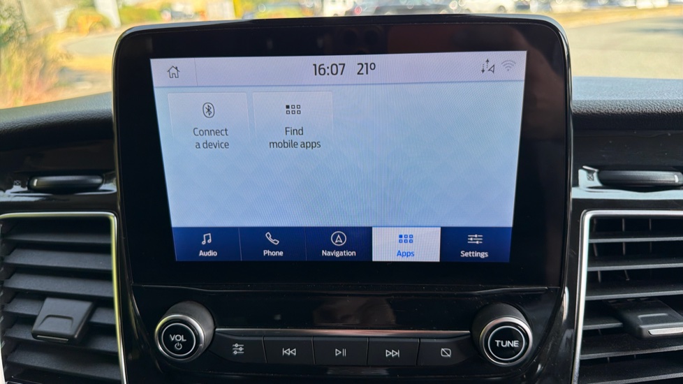 Ford Transit Custom 320 L1 Diesel Fwd 2.0 EcoBlue 170ps Low Roof D/Cab Limited Van Auto - Image 30